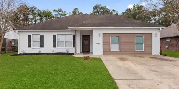 3258 Stonegate Circle