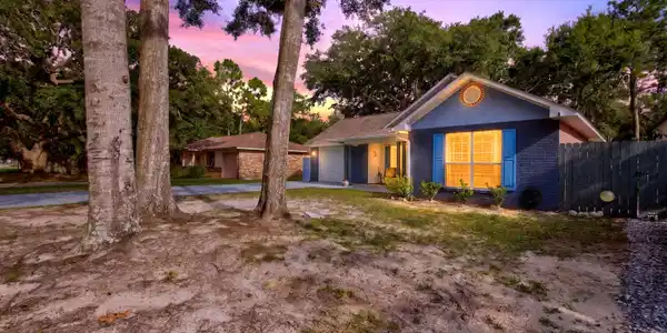 Image 2: 9117BarnacleBlvd-4