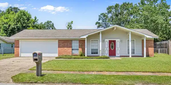 1305 Cornwall Drive