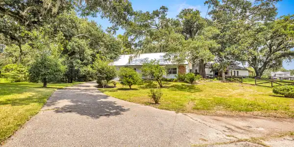 406 Schmidt Drive