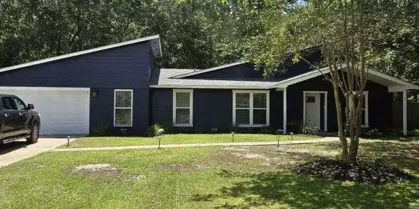 1004 Conley Circle