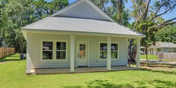 8900 Pointe Aux Chenes Road