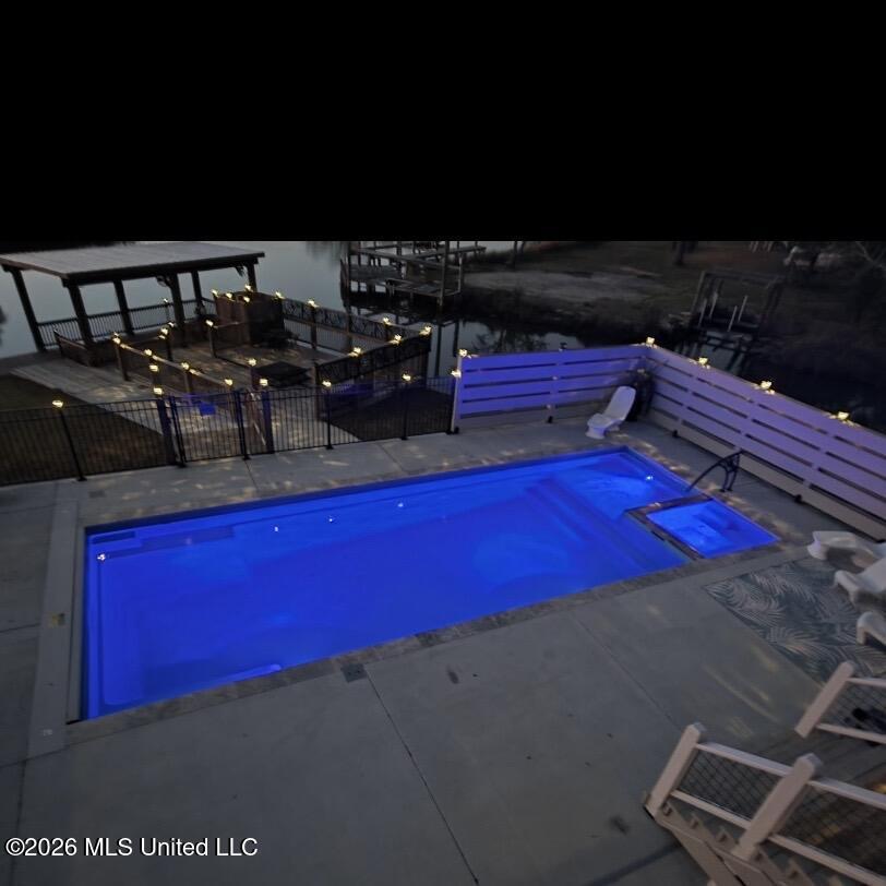 Image 3: pool 123