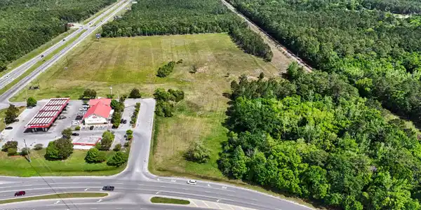 Image 3: Hwy 57 Gautier 7