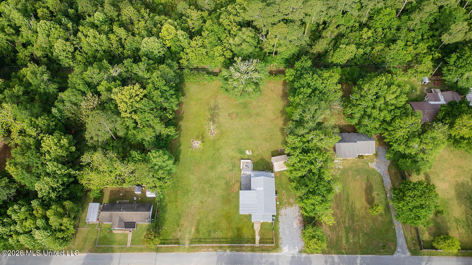 Image 3: Aerial overview - Wayne