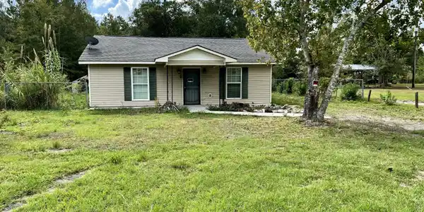 5529 Lower Bay Road