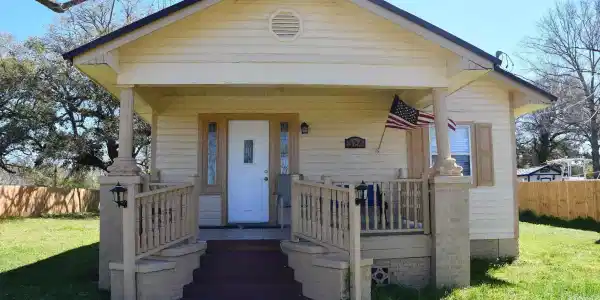 324 Crawford Street