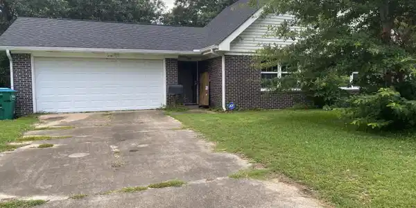 2112 Sandalwood Place