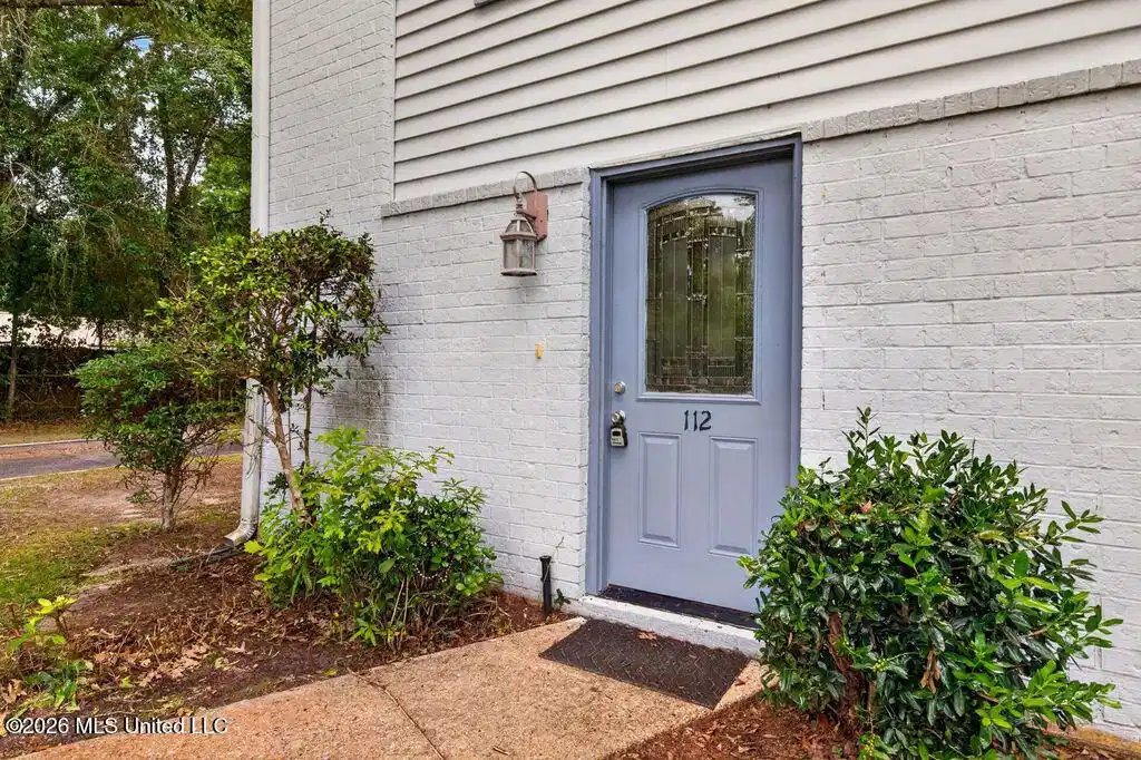 Image 1: 3230CumberlandRd.-2