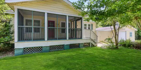 426 Lizana Lane