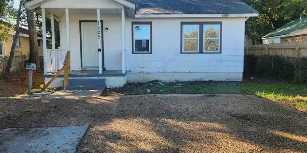 1225 Irish Hill Drive