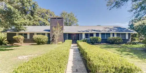 813 Lackland Drive