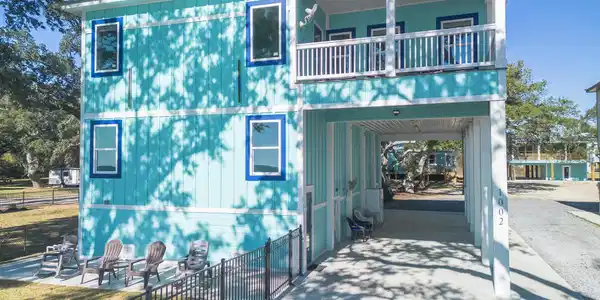 1002 E Beach Boulevard