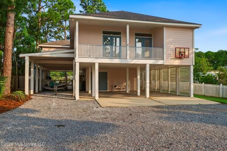 92 Elm Lane