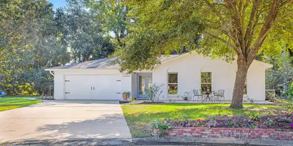 1107 Le Marin Court