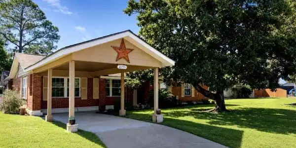 Image 2: Front