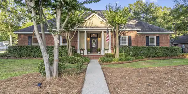 1007 Magnolia Bayou Boulevard