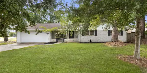 2099 Rustwood Drive