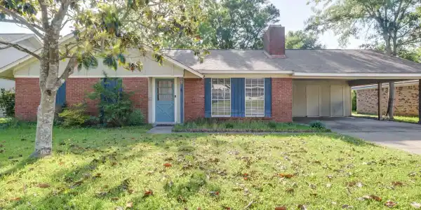 827 Carolee Circle