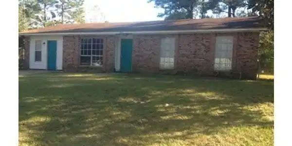 2812 Perkinston Drive