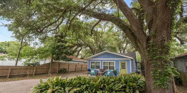 317 Ballentine Street