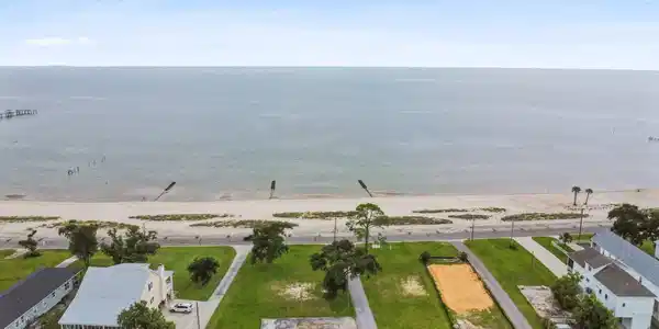 126 S Beach Boulevard