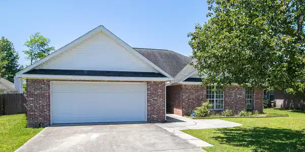 6705 Southwind Drive