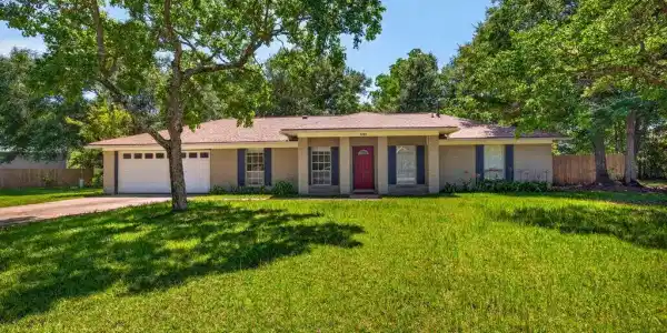 1301 Churchill Drive