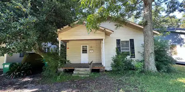 704 Mckinley Avenue