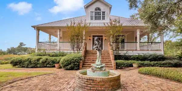 1401 Ladnier Road