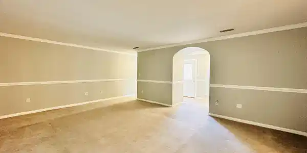 Image 3: Family Room