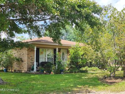 649 Orchard Drive
