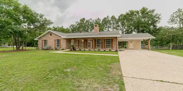401 Felicity Street