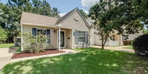 2392 Grants Ferry Drive
