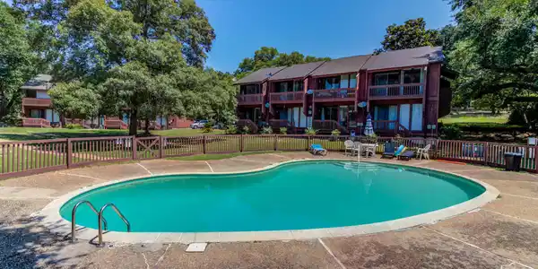 229 Lakeside Villa