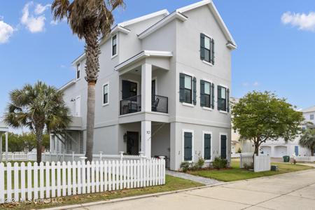 10 Chapel Hill Road