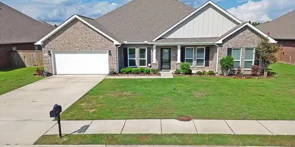 6621 Sugarcane Circle