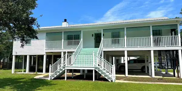 138 Ridgewood Drive