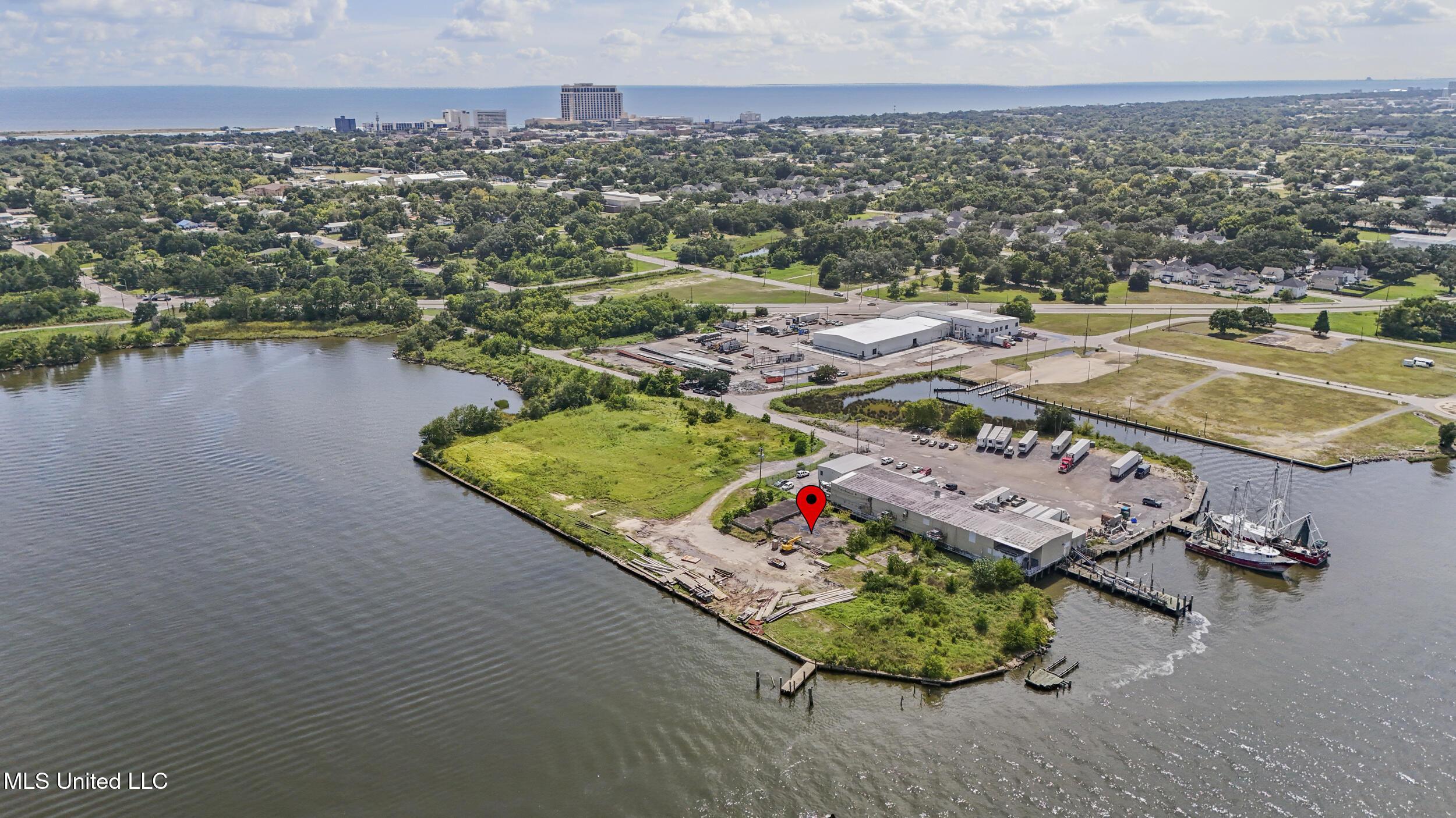 Image 1: 540 bayview ave, biloxi, ms_cpm_002