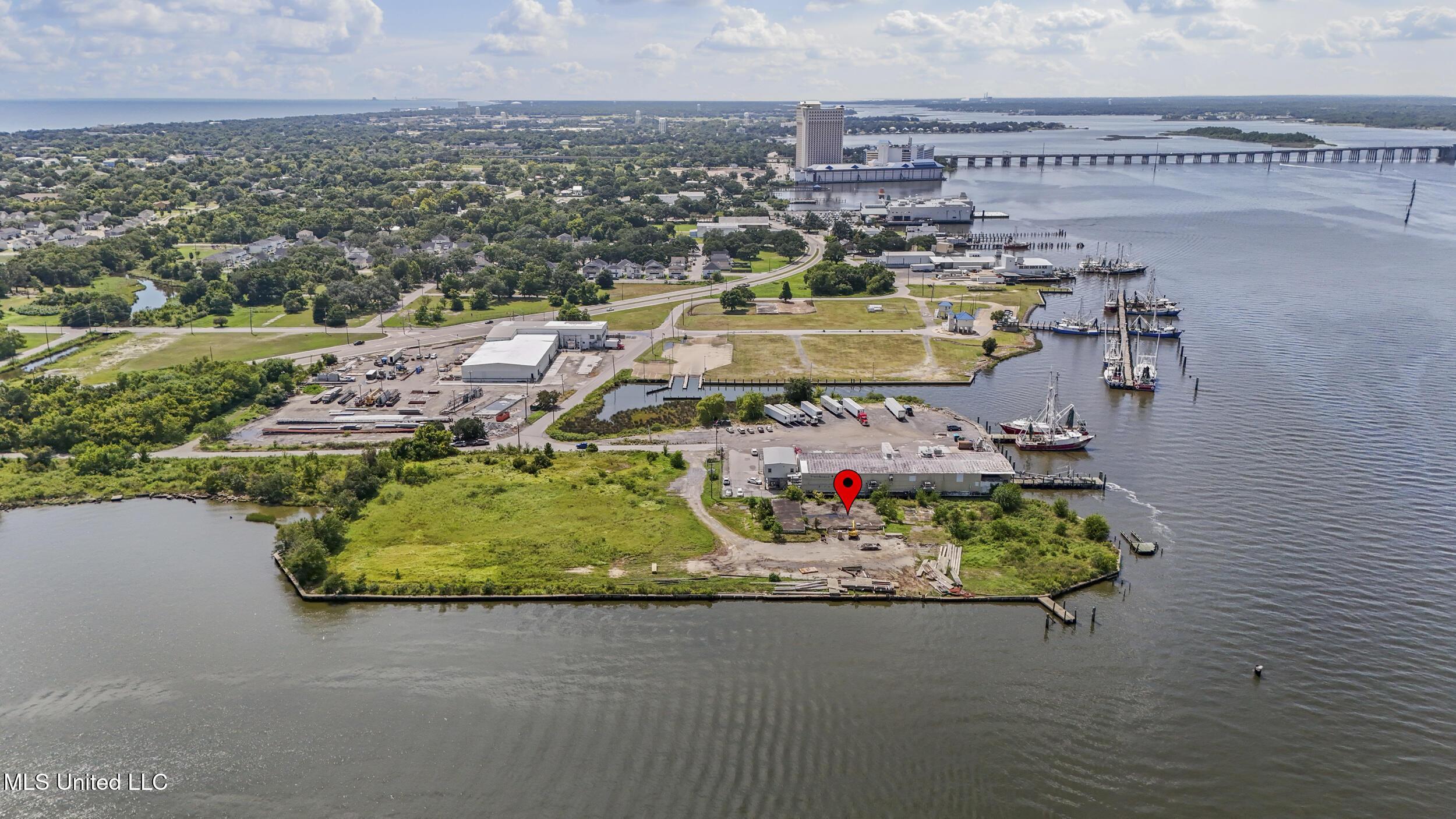 Image 2: 540 bayview ave, biloxi, ms_cpm_005