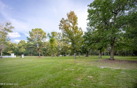 Lot 1 Pointe Aux Chenes