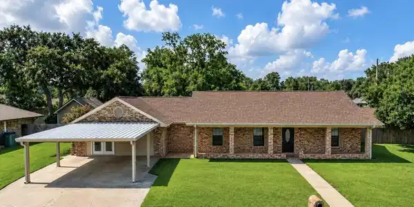 20000 Merinda Lane