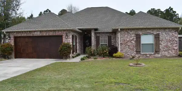 48 Tantallon Drive