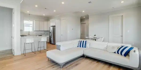 Image 3: Great Room