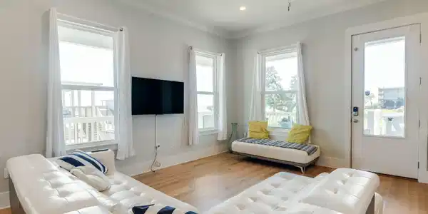 Image 4: Great Room