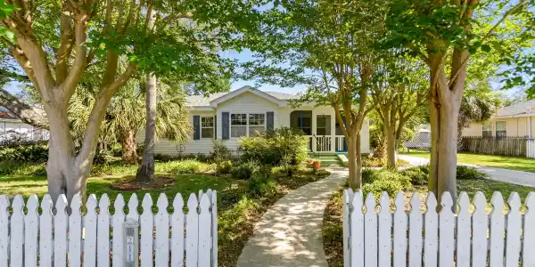 211 Demontluzin Avenue
