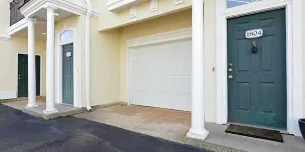 2252 Beach Drive