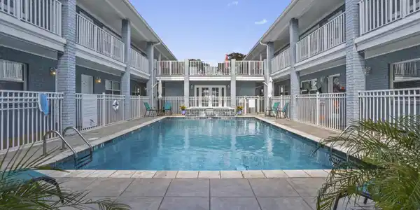 1282 Beach Boulevard