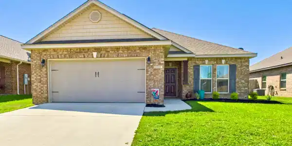 122 Clear Springs Circle