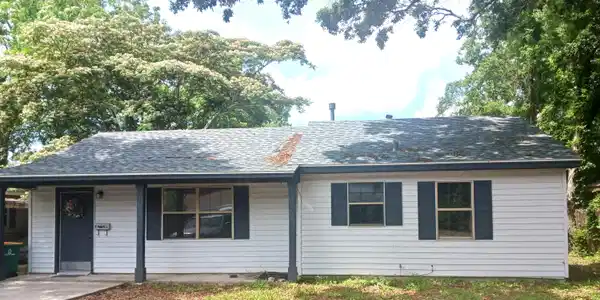 1772 Currie Street
